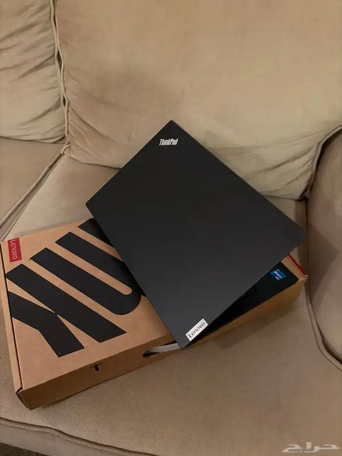 لابتوب لينوفو ثينك باد Lenovo ThinkBad E14 بحالة الوكاله i7 7