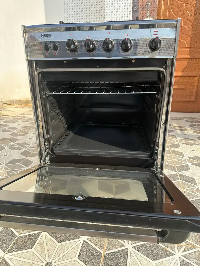 غاز منزلي أربع عيون شغال مستخدم حاجه بسيطه 1