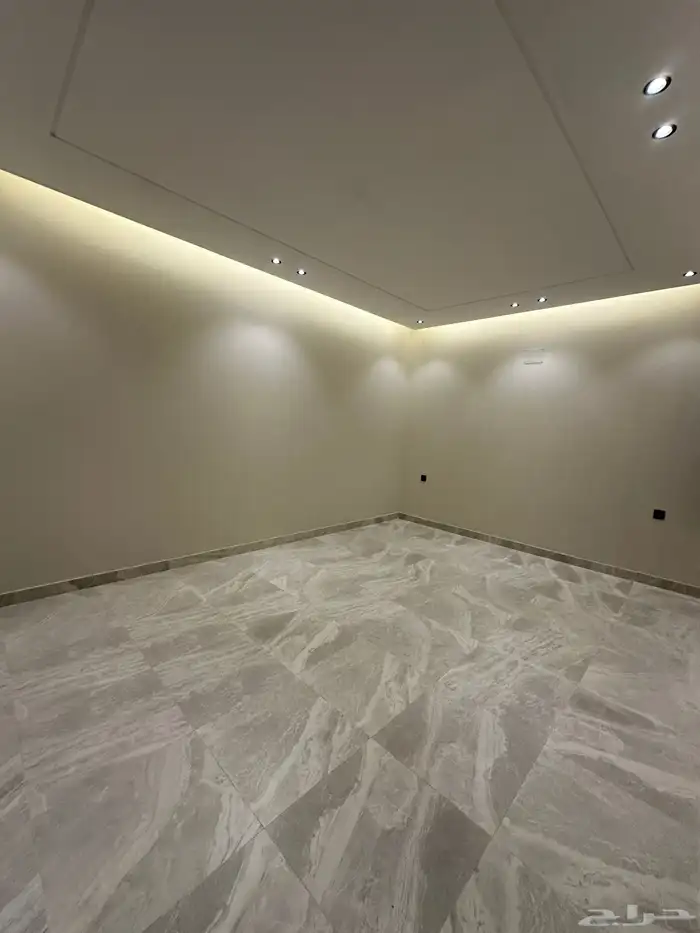 للبيع شقق ارضي وعلوي مودرن بحي البديع ابها 8