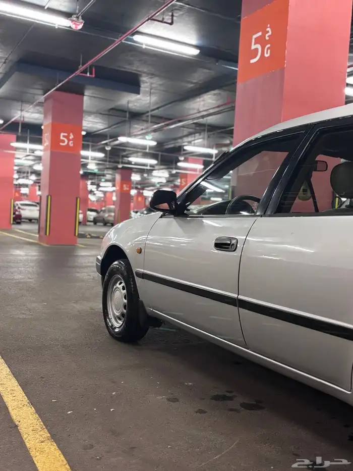 كورولا مخزنه مديل 99ماشية 86 الف 4