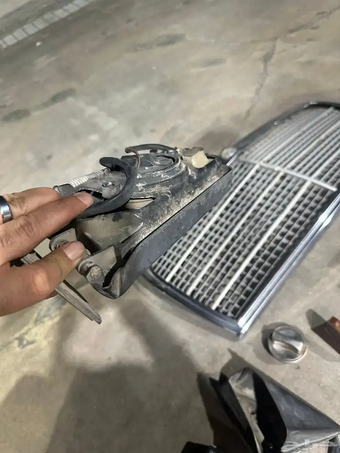 مرسيدس بنز 560 7