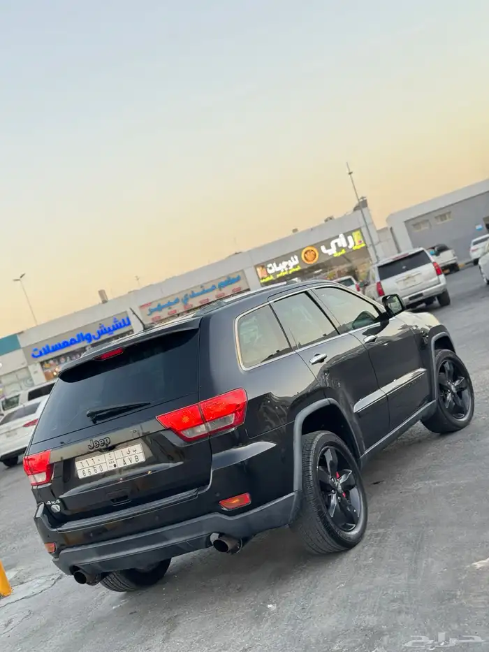 جيب شروكي 2013 فل الفل RT 4