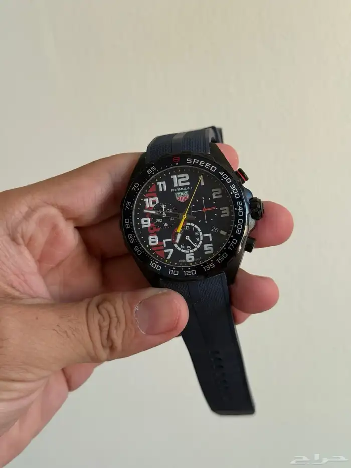 ساعة تاغ هوير اصدار ريد بول اصدار محدود - مستعمله 1