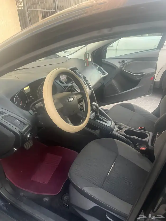 فورد فوكس موديل 2012 للبيع 6