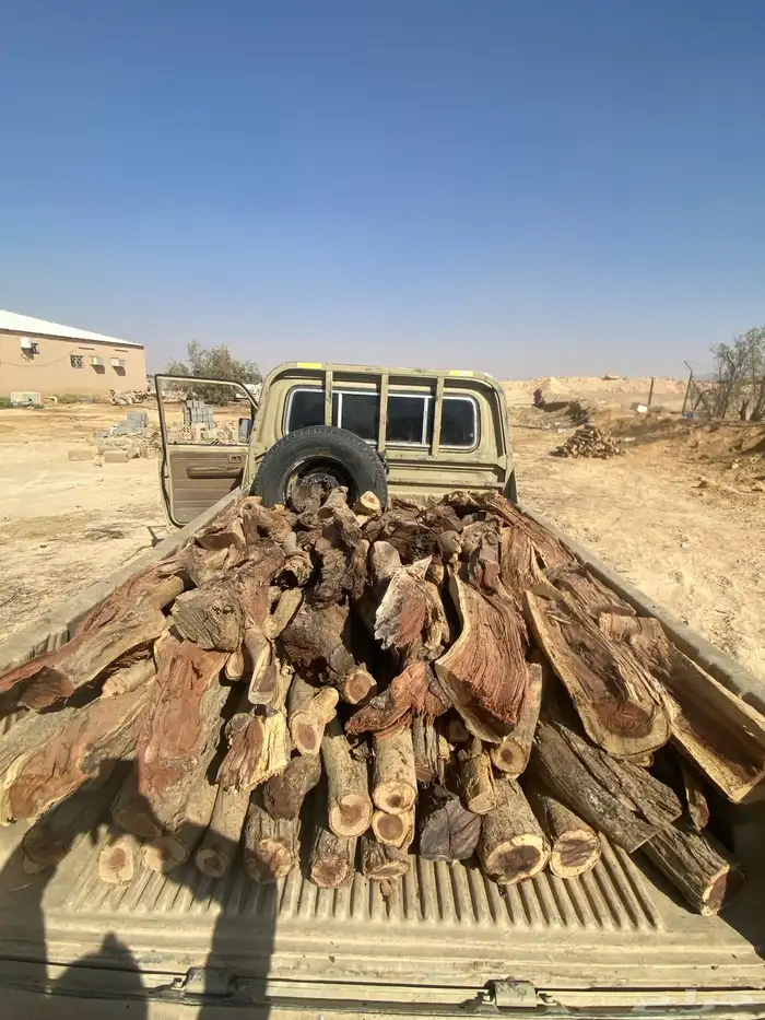 السلام عليكم للبيع صدندوق شاص يابس 0