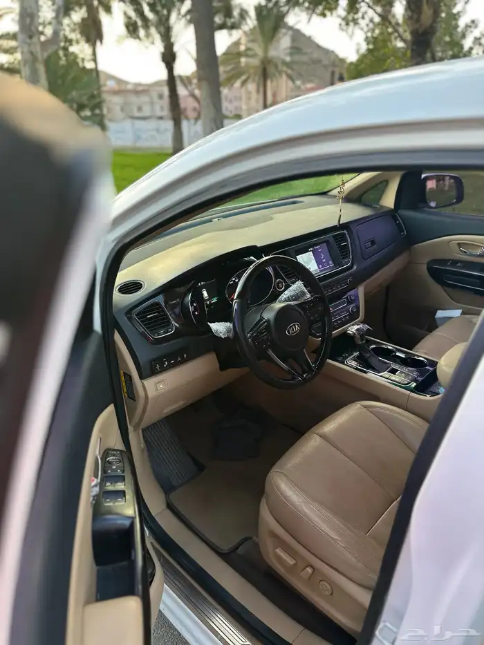 كيا كرنفال ديزل فل اوبشن 22