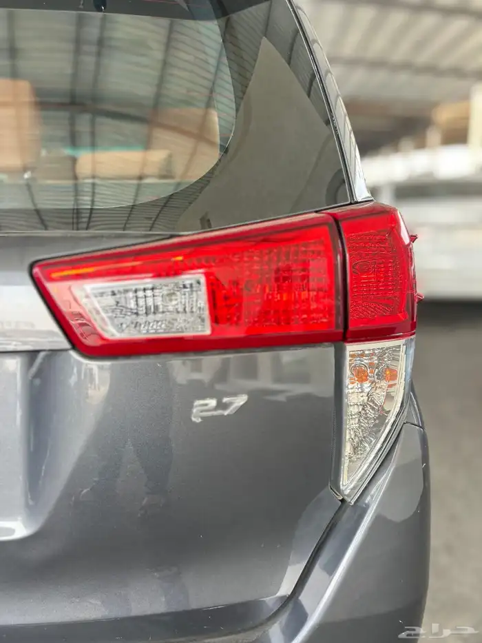 تويوتا انوفا 2018   استاندر 16