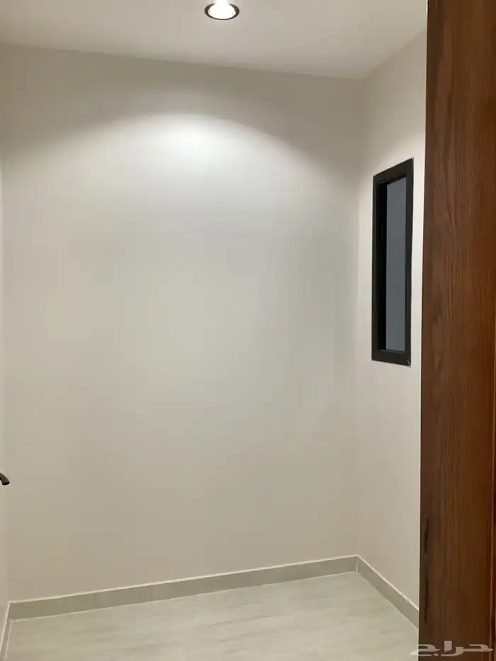 للبيع روف فاخر بتصميم راقي حي هيف أحد رفيدة 7