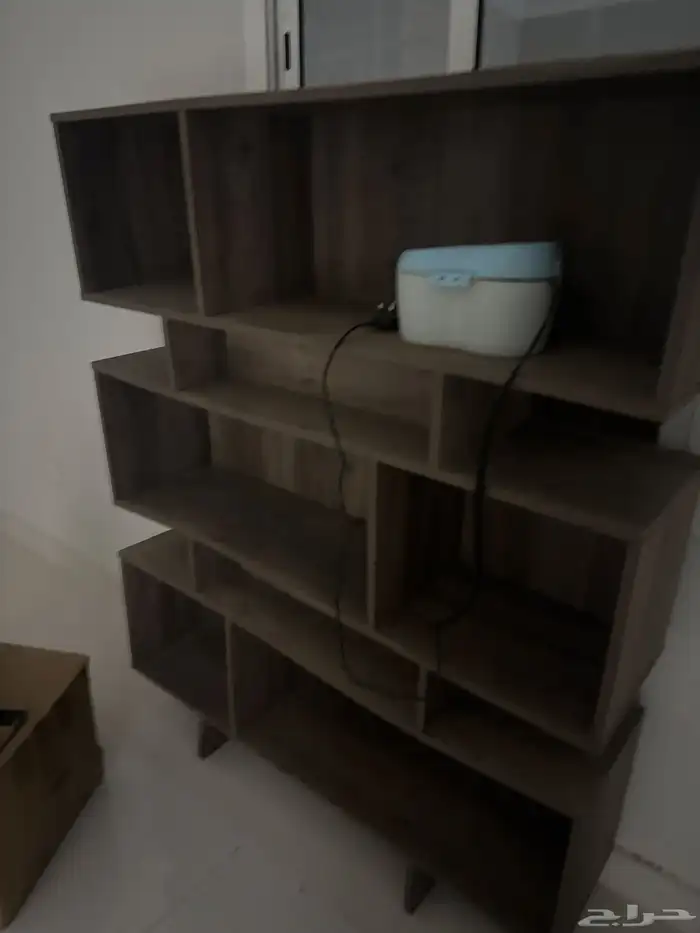 بيت مكيف ومكتبة 1