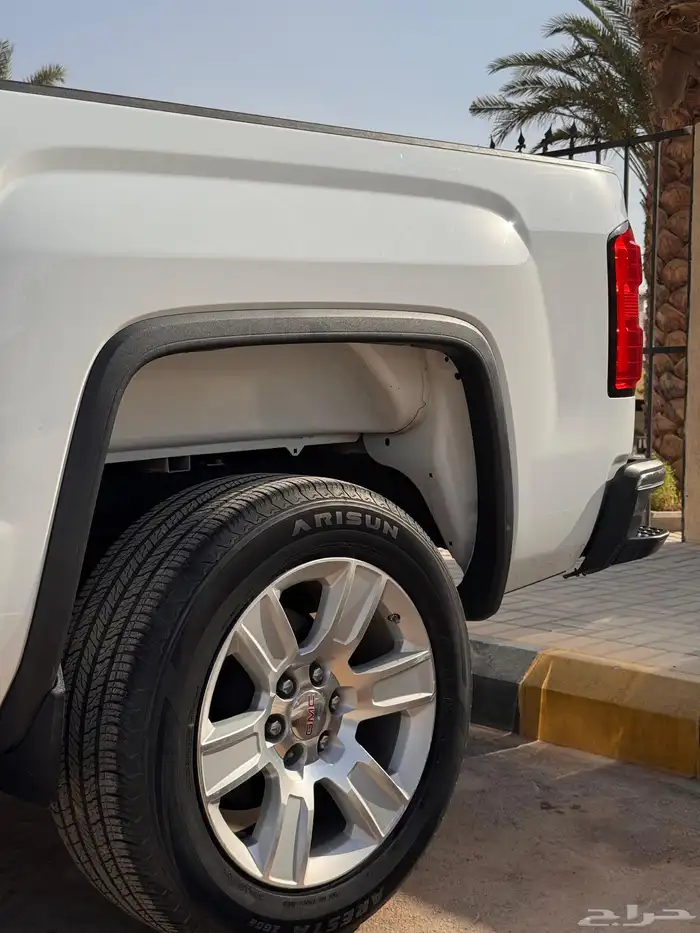 GMC سييرا 2014 5