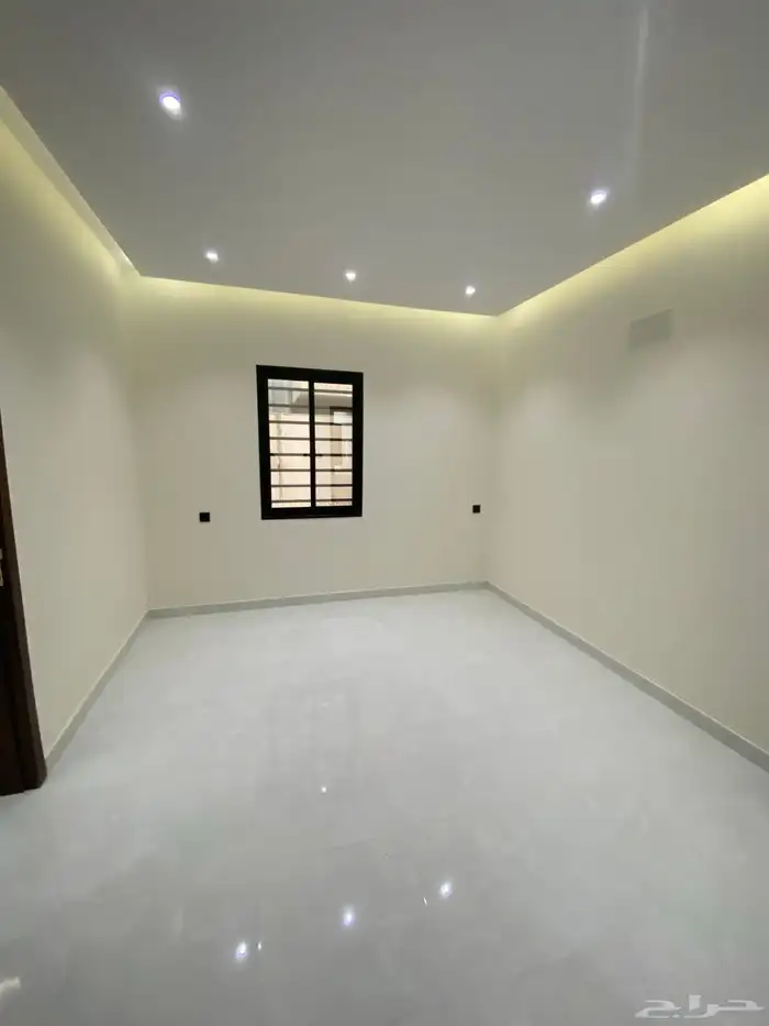 للبيع روف علوي مع ملحق تشطيب فاخر من 670 الف 10