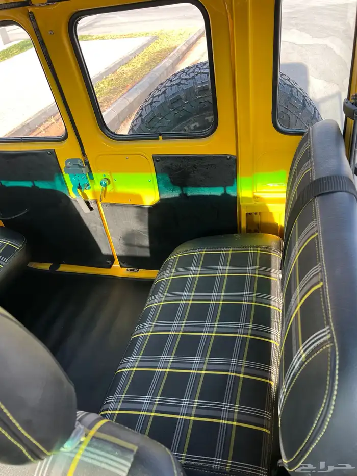 جيب ربع لاندكروزر 1983 مجدد كامل 14