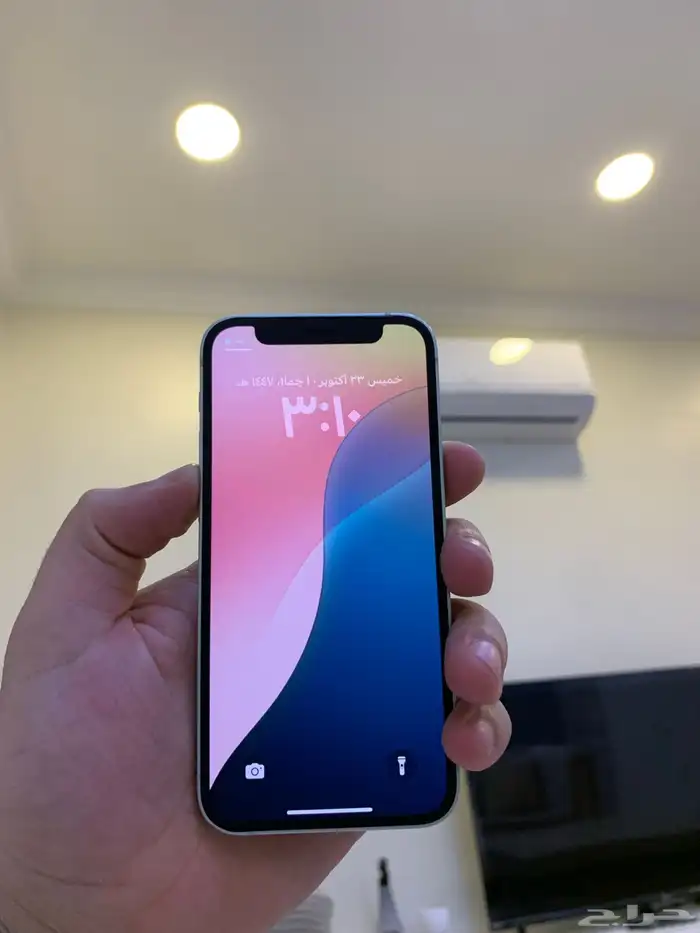 تحتاج ايفون بسعر سمح وقليل وغير مفكوك شرط راجع إعلاني 3