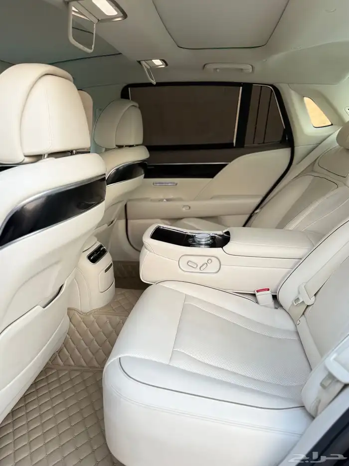جنسس G90 2023 8