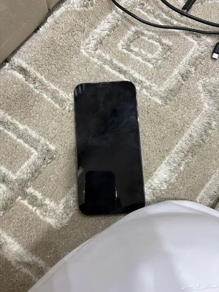 ايفون 12نظيف استخدام حشمه على السوم 1