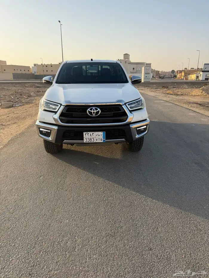 هايلكس دبل فل كامل 2024 سعوديه 5