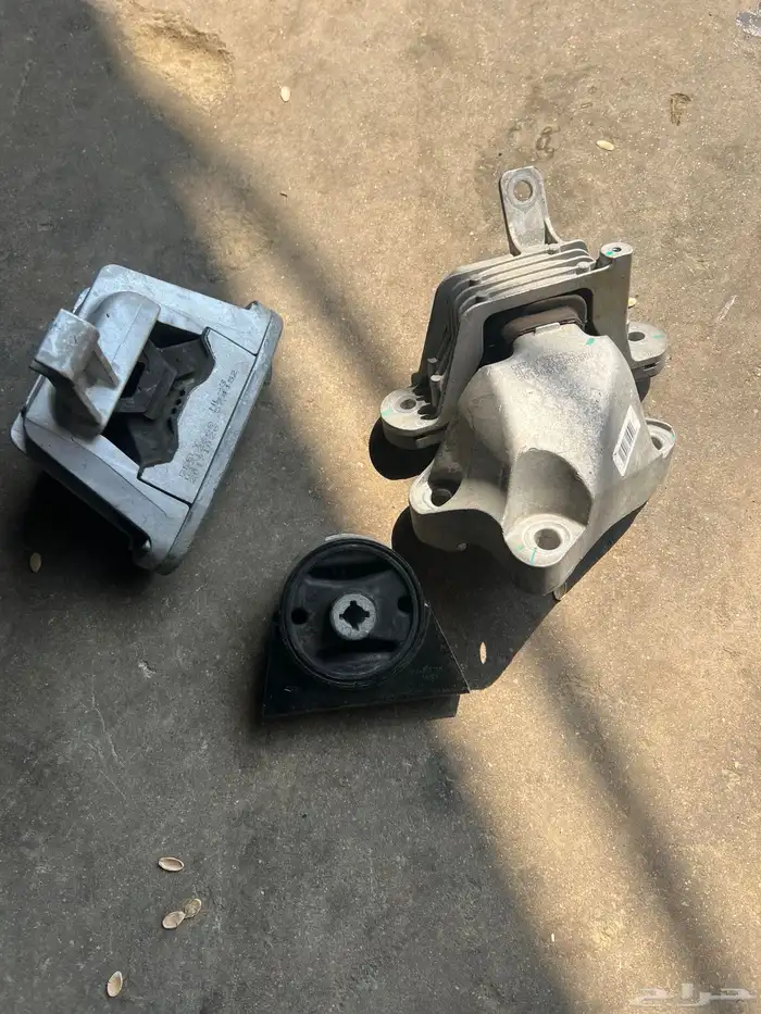 يوجد لدينا جميع قطع الجيلي مستخدم وجديد 13