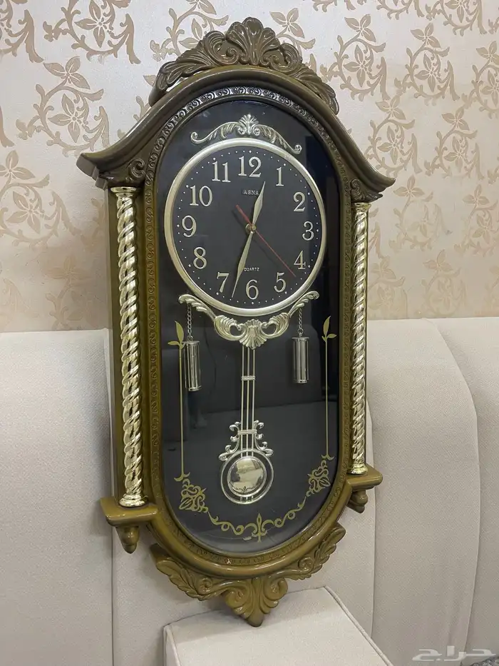 للبيع ساعات حائط جدارية تراثية تراثيات تحفه تحف و تعمل 0