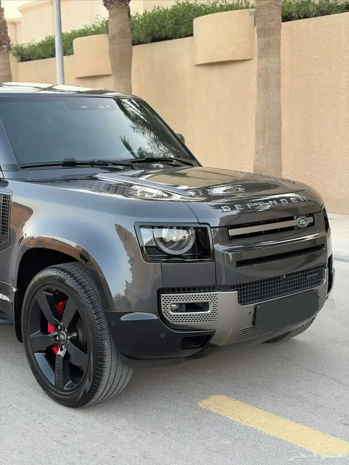 ديفندر اكس داينمك 6 سلندر 2023 (مخزن ماشي 22 الف) تحت الضمان 25