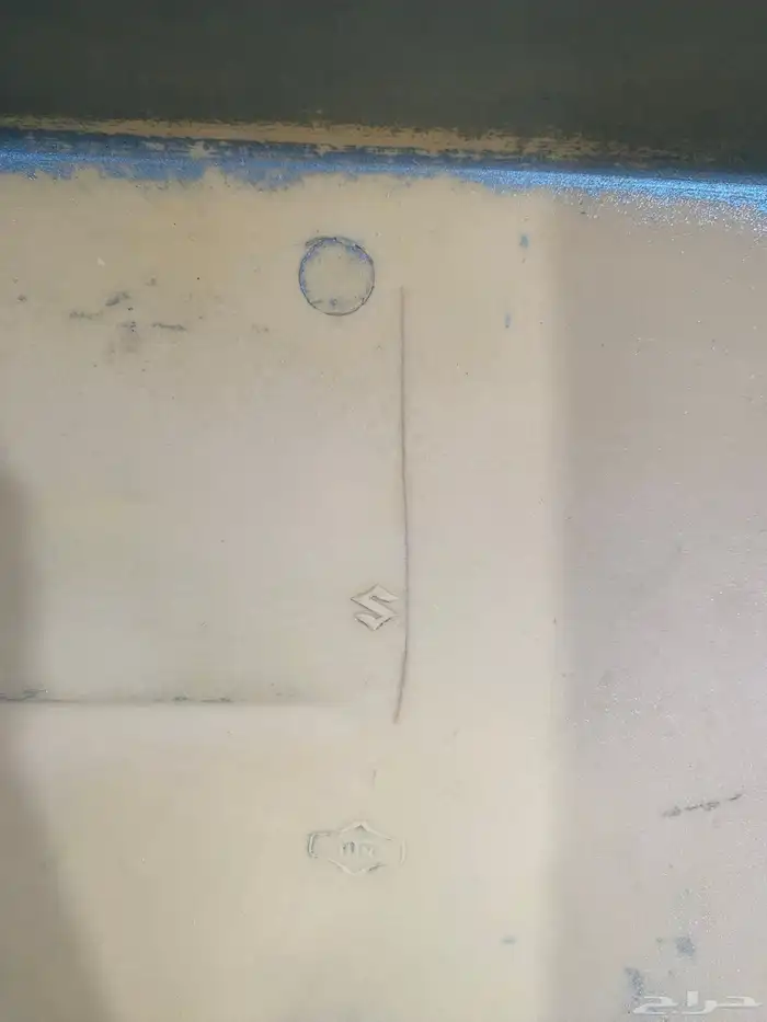 اصطب اصلي كامل غظى جنب صاروخ A100 13