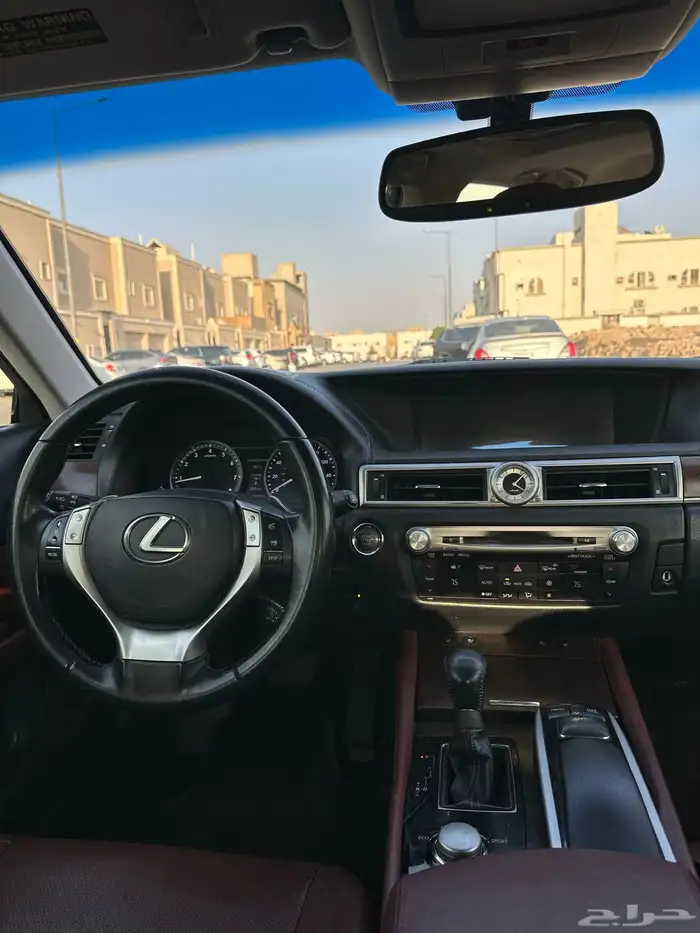 لكزس GS 2013 8