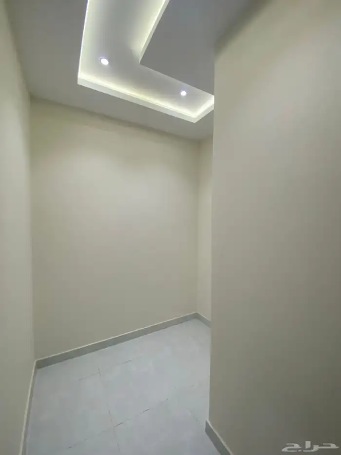 للبيع روف علوي مع ملحق تشطيب فاخر من 670 الف 15