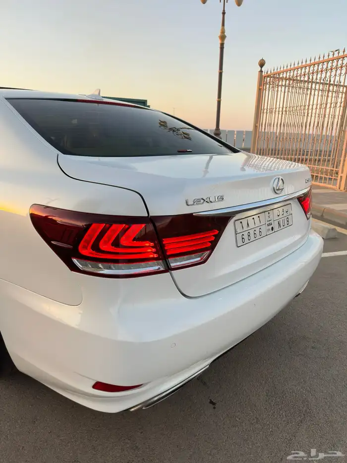 لكزس LS 460 2013 وارد عبداللطيف جميل شورت ( ممشى قليل) 17