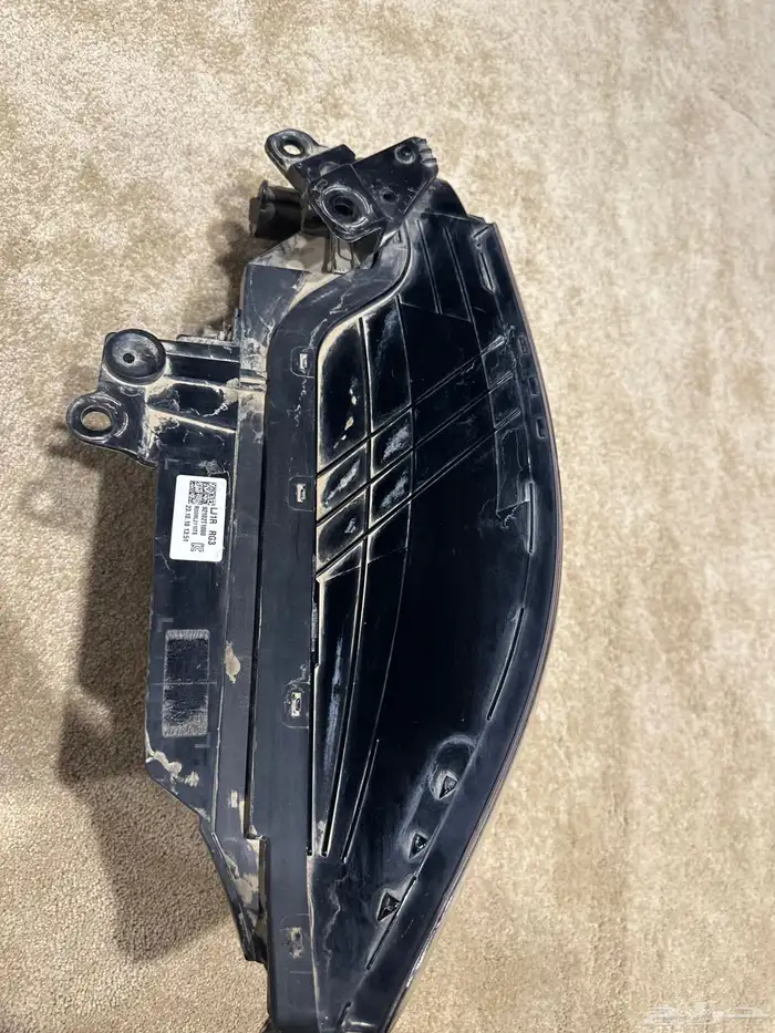 شمعة جنيسس g80 2023 1