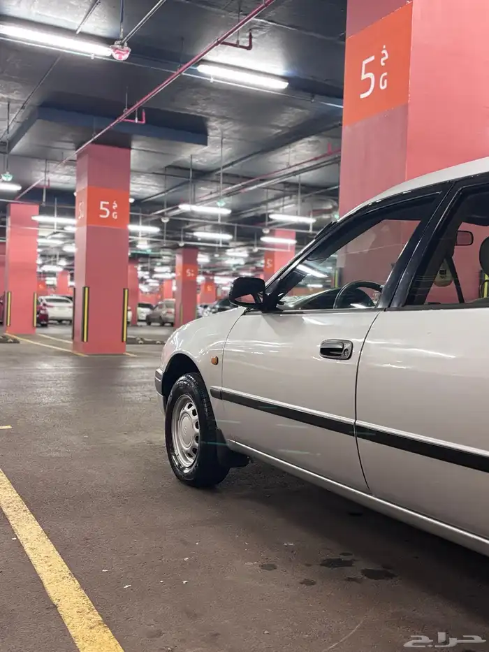 كورولا مخزنه مديل 99ماشية 86 الف 5