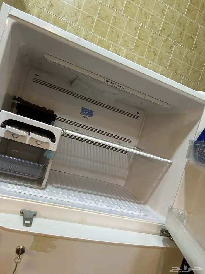 ثلاجه للبيع 2