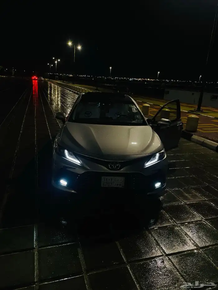 كامري فضي موديل 2022 للبيع 0