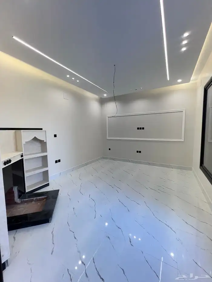 فيلا روف للبيع في ابها المحاله حي الزهور 19