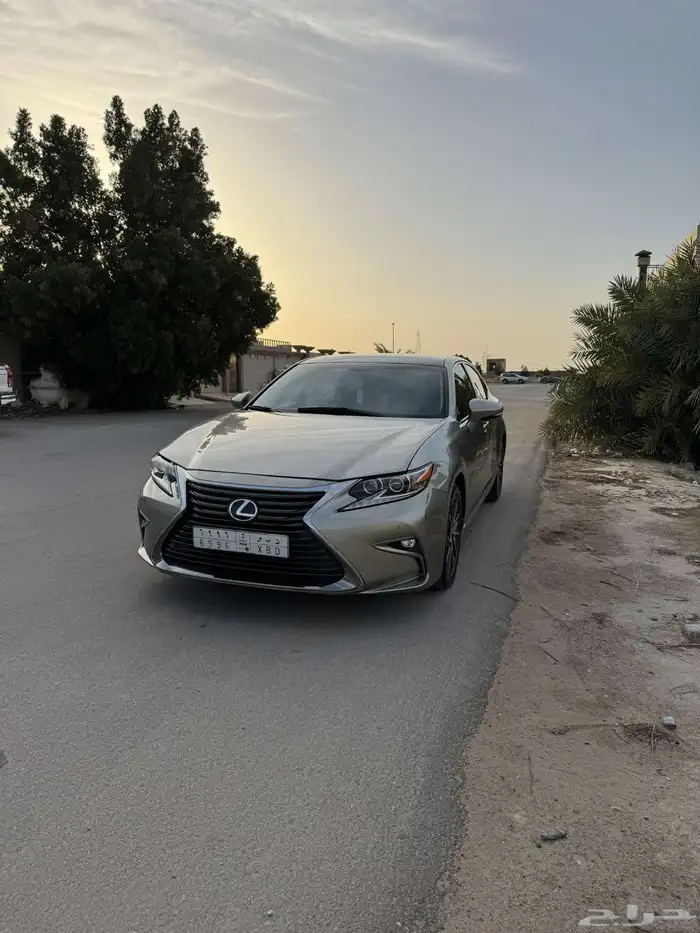 لكزس ES350 موديل 2017 للبيع 4