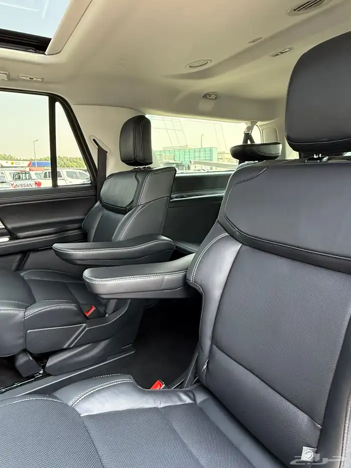 فورد اكسبيدشن 2025 17