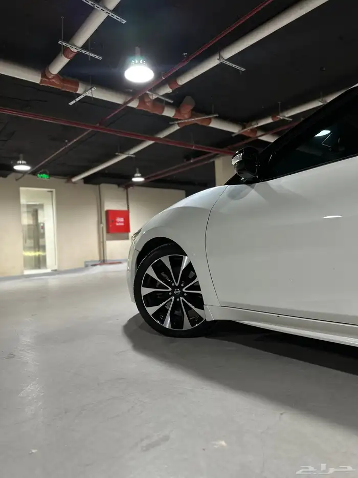 للبيع نيسان ماكسيما SR موديل 2018 1