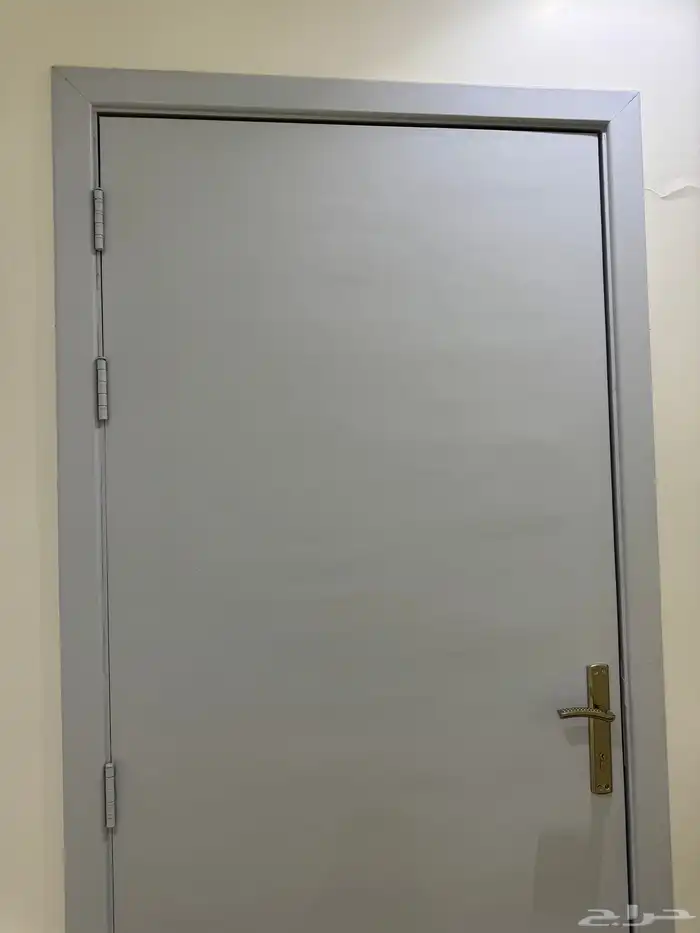 ابواب للبيع العدد 5 سعر 200 0