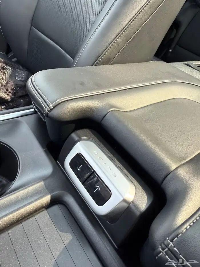 فورد اكسبيدشن 2025 14