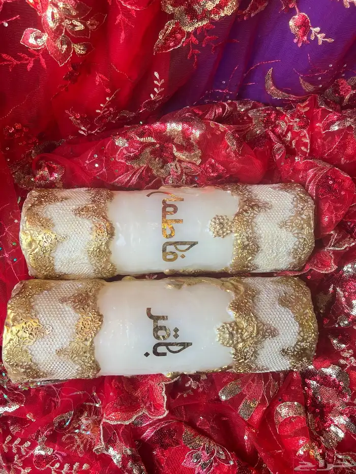 شمعة ملكية فاخرة مزينة بالدانتيل المذهب 1