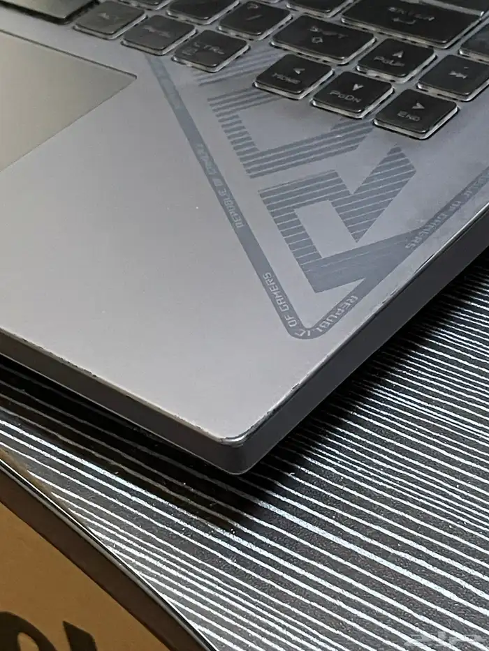 Asus Strix G16 i7 4060 32GB 5