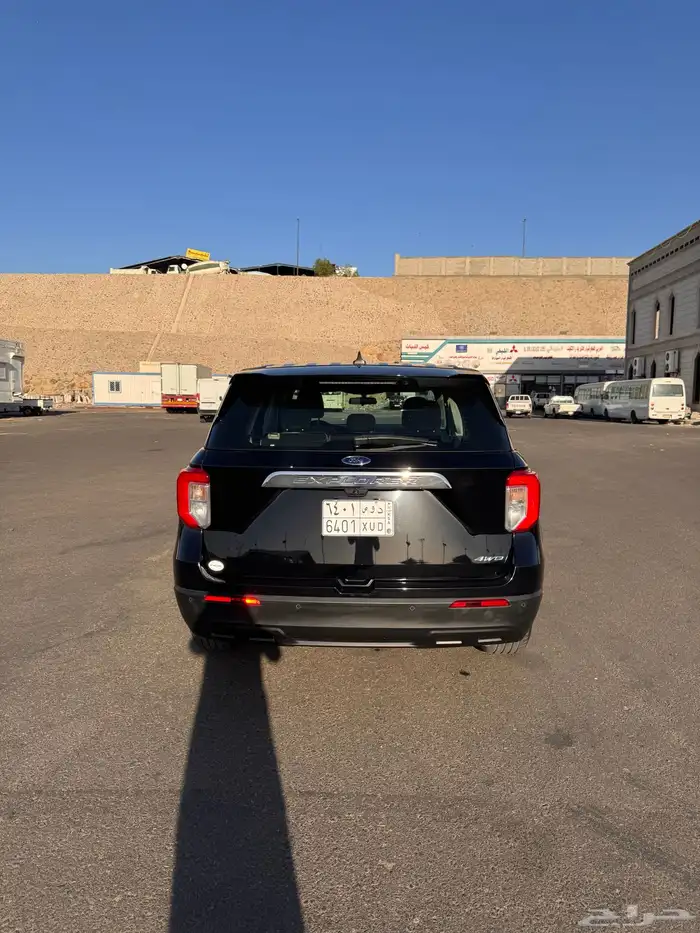 اكسبلورر 2021 نظيف V6 تنفس طبيعي دبل 6