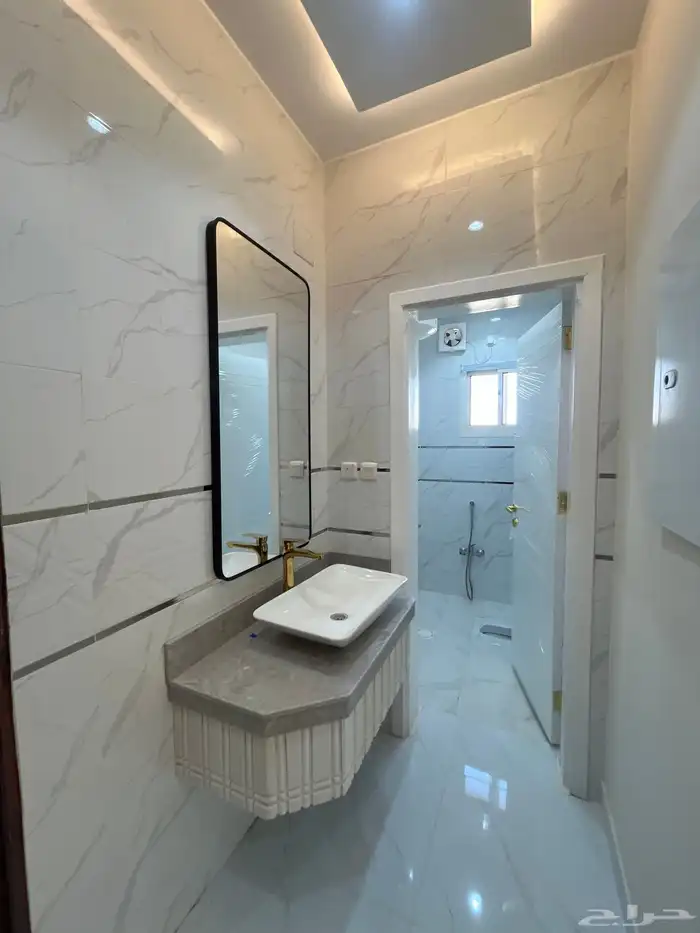 للبيع شقه الريان 450 2