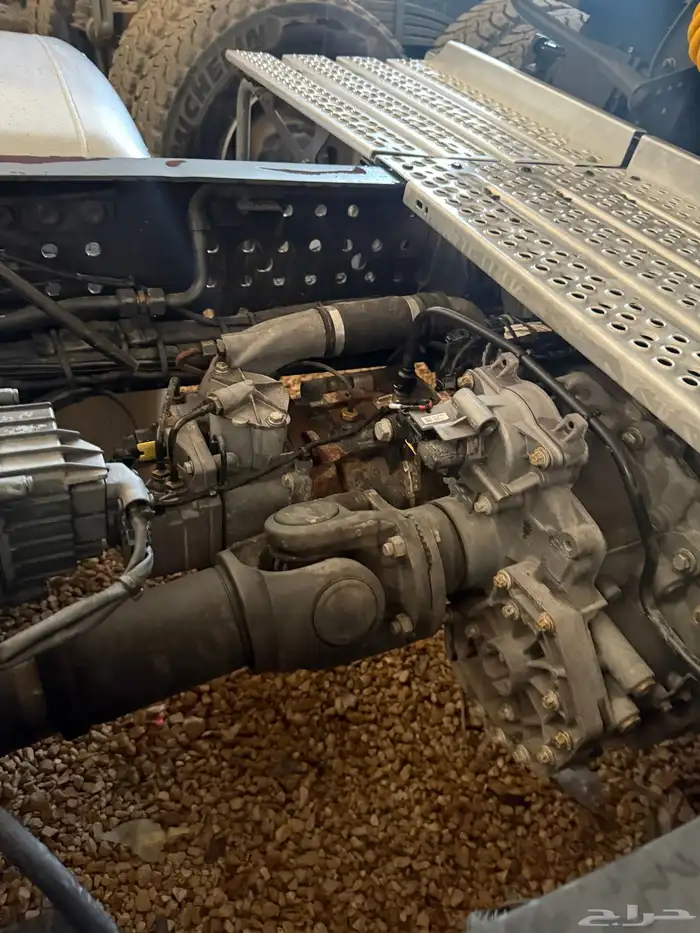 مرسيدس راس شاحنة 2021 - 1845 12