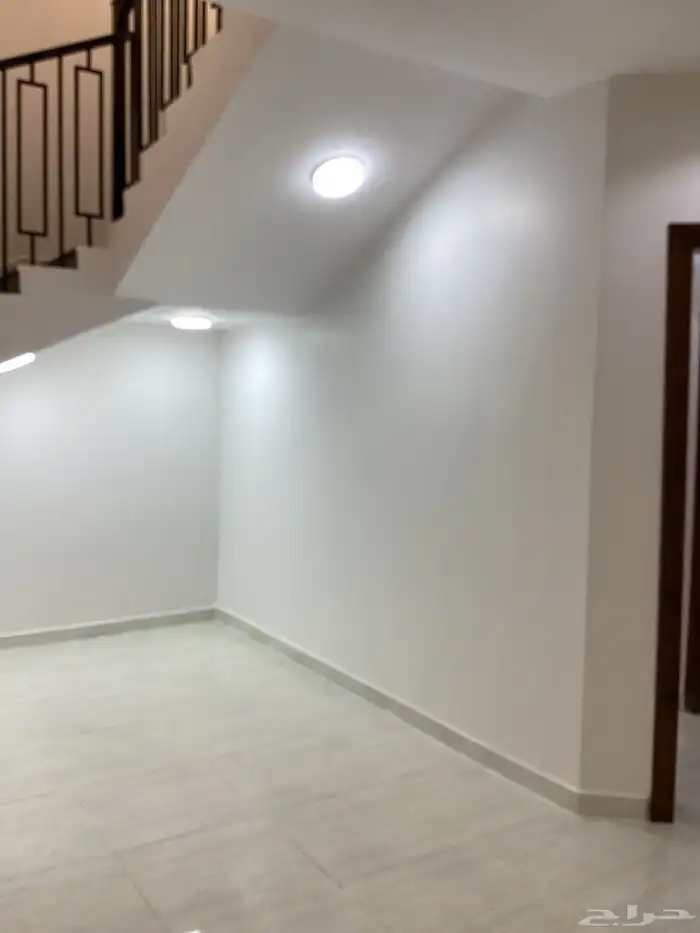 للبيع روف فاخر بتصميم راقي حي هيف أحد رفيدة 14