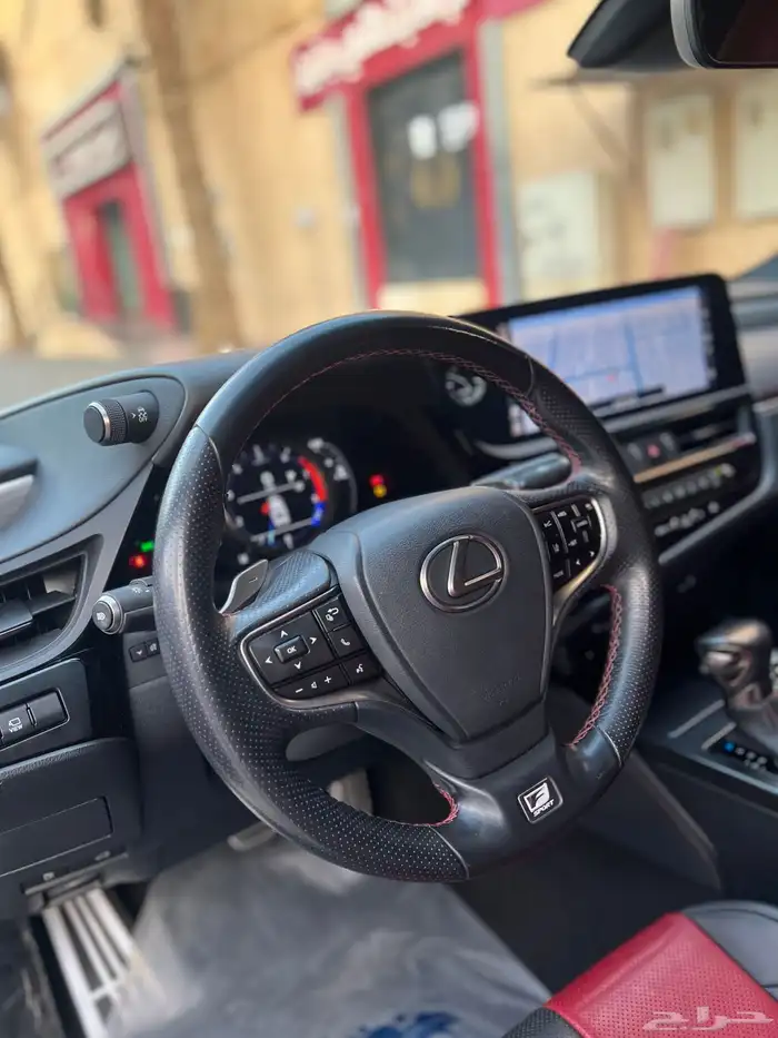 لكزس ES اف سبوارت 2022 27