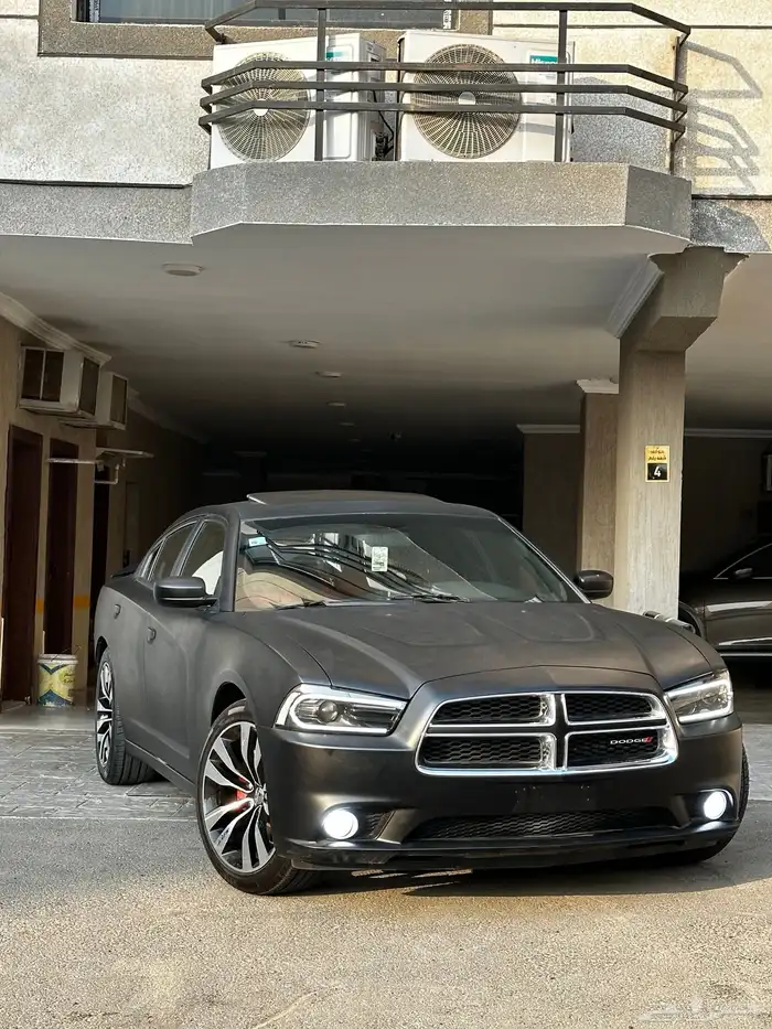 للبيع دوج تشارجر 2014 _V8 2