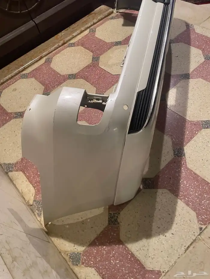 صدام جيب لاندكروزر 5