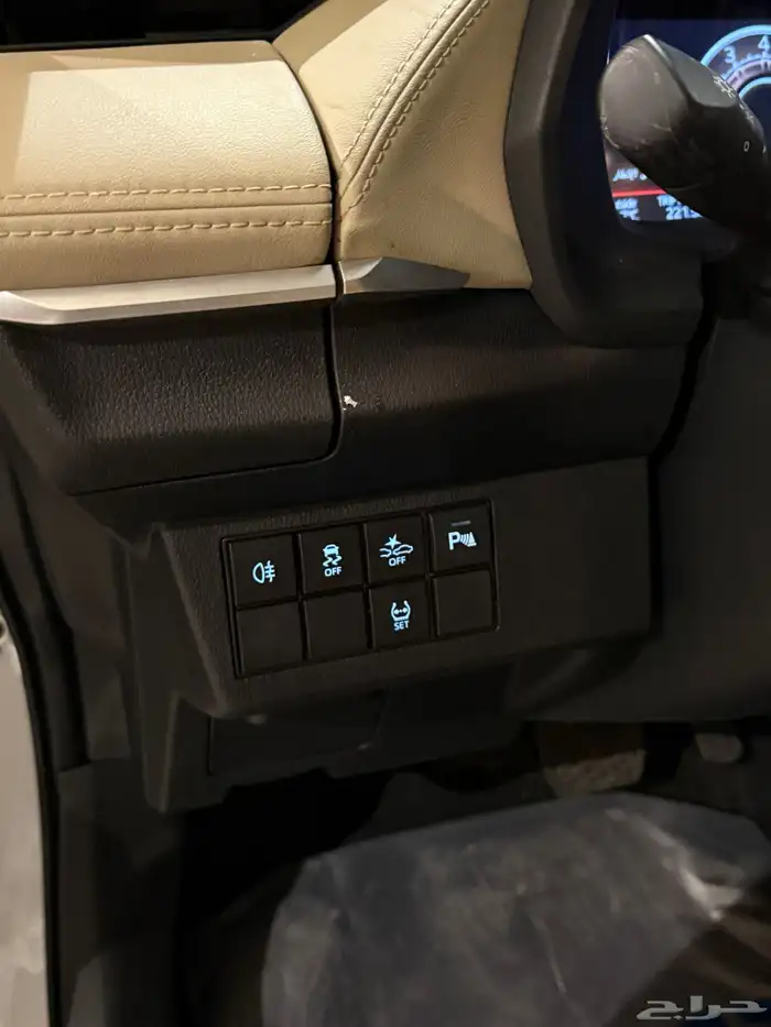 يارس 2024 فل كامل اعلى فئة شرط الفحص بحالة الوكالة 15