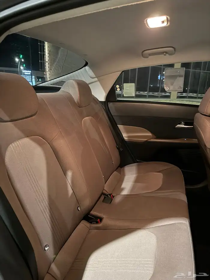 اكسنت 2025 لون رمادي 10