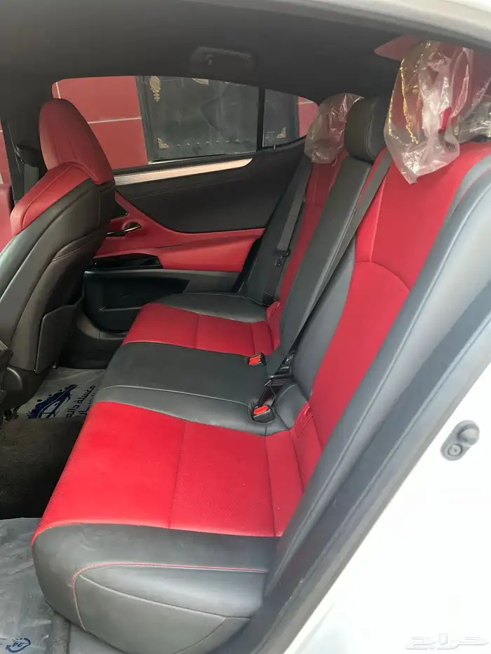 لكزس ES اف سبوارت 2022 18