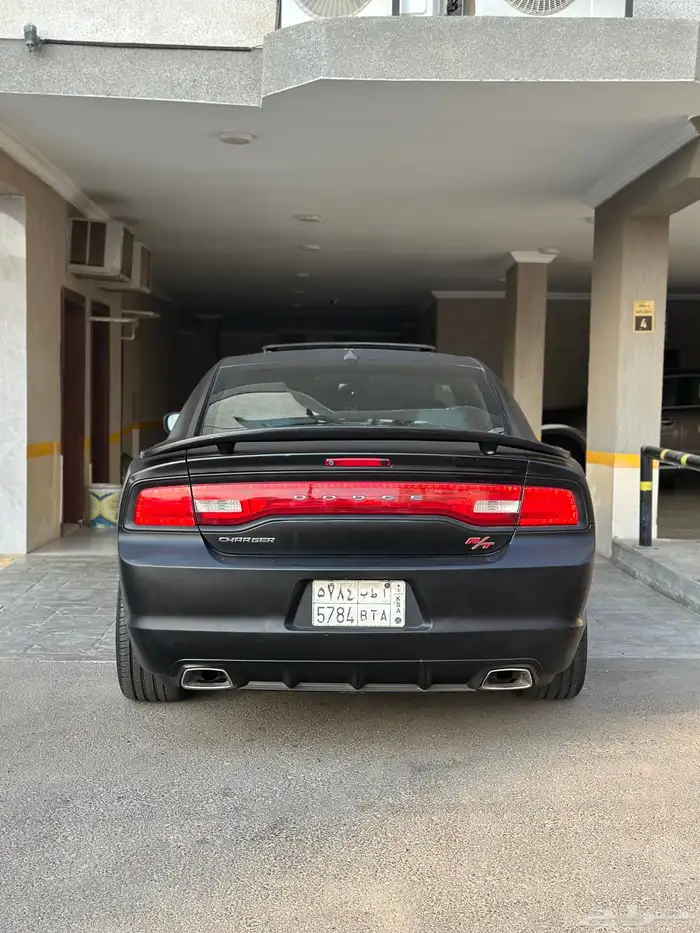 للبيع دوج تشارجر 2014 _V8 4